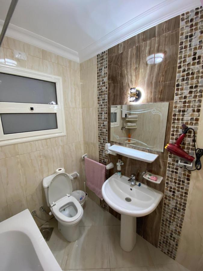 Madinaty Well-Furnished 3- Bedroom Apartment - شقة فندقيه للايجار مدينتي Madinat ash Shuruq Экстерьер фото