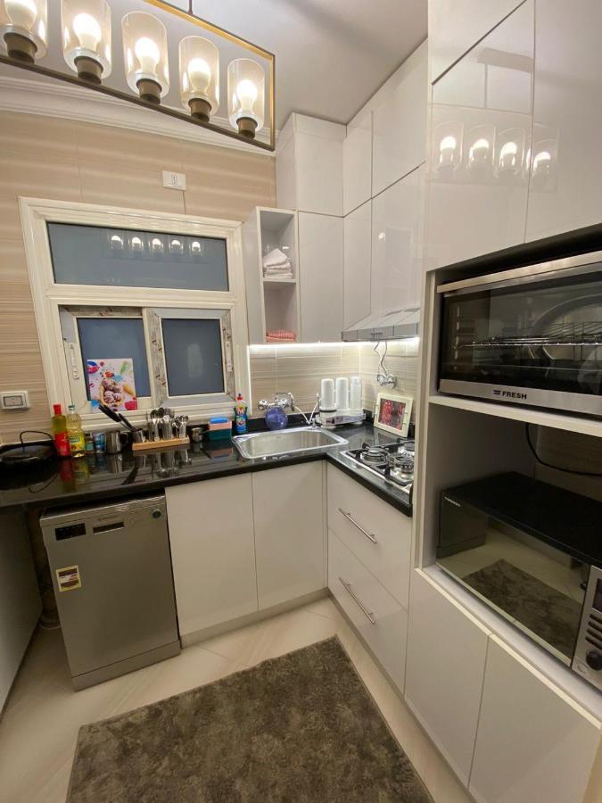 Madinaty Well-Furnished 3- Bedroom Apartment - شقة فندقيه للايجار مدينتي Madinat ash Shuruq Экстерьер фото